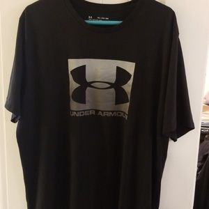 Under armour tshirt